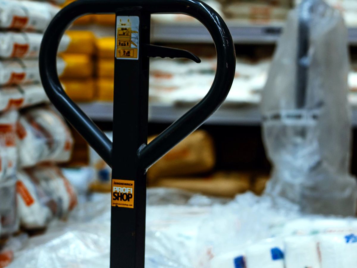 Hand pallet truck, 3 tonnes